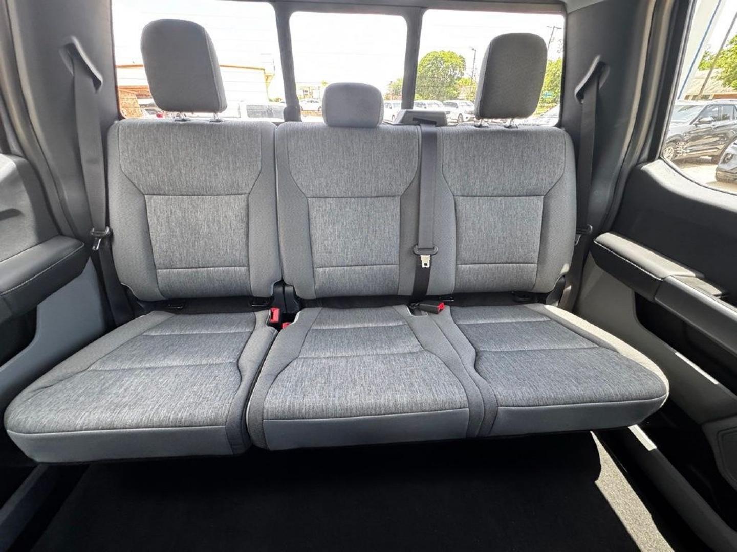2026 Gray Metallic /Medium Dark Slate Ford F-250SD XL (1FT7W2BT7TE) with an Power Stroke 6.7L V8 DI 32V OHV Turbodiesel engine, Automatic transmission, located at 1105 E Mulberry, Kaufman, TX, 75142, (972) 962-2151, 32.589550, -96.300926 - $6,474 off MSRP!<br><br>4WD.<br>Carbonized Gray Metallic 2026 Ford F-250SD 4D Crew Cab XL 4WD 10-Speed Automatic Power Stroke 6.7L V8 DI 32V OHV Turbodiesel Price includes: $1000 - Retail Customer Cash. Exp. 09/30/2026 $1500 - Retail Customer Cash. Exp. 09/30/2026- Photo#19