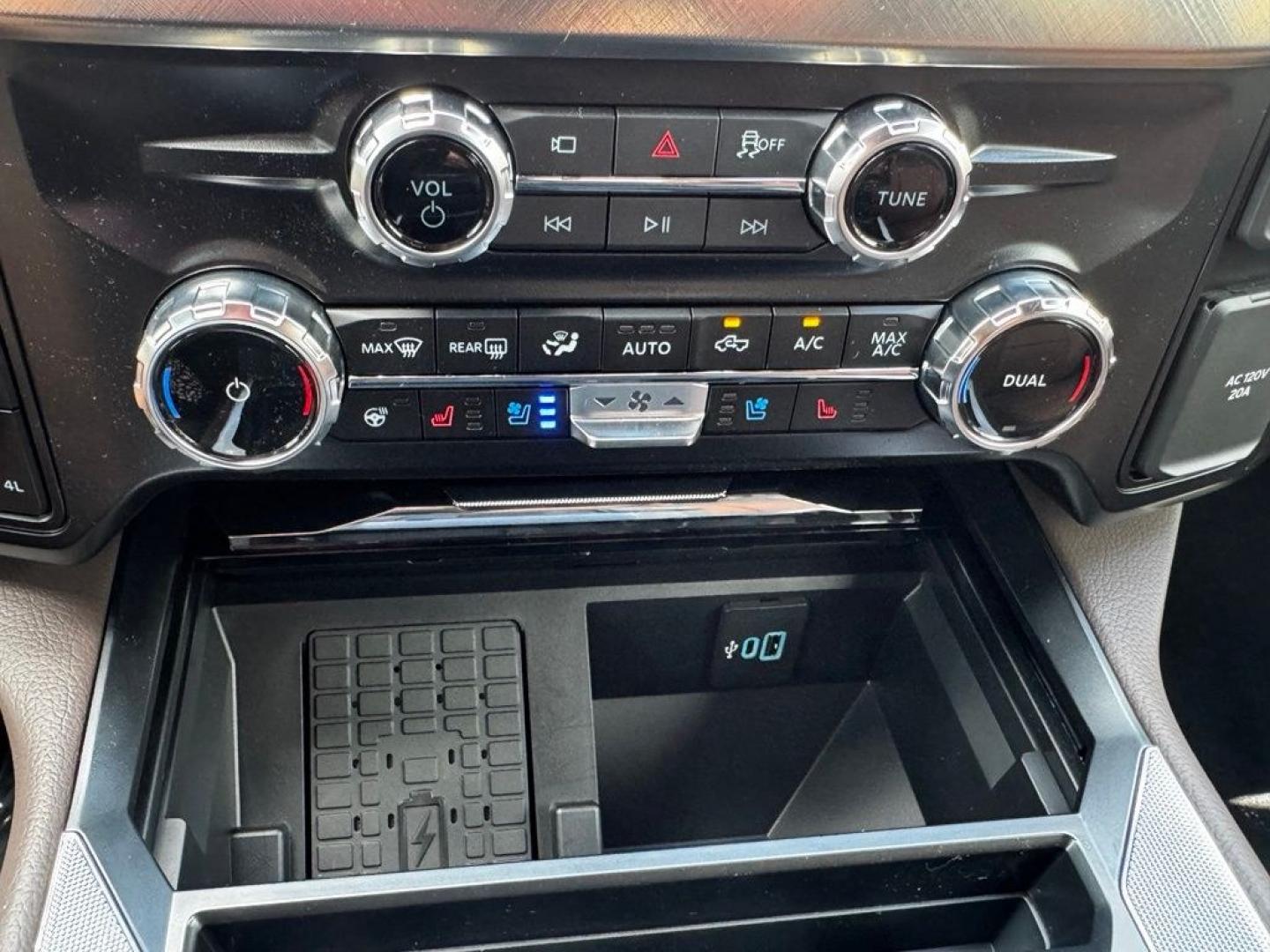 2026 Black Metallic /Java Ford F-250SD King Ranch (1FT8W2BM9TE) with an 6.7L High Output Power Stroke V8 Diesel engine, Automatic transmission, located at 1105 E Mulberry, Kaufman, TX, 75142, (972) 962-2151, 32.589550, -96.300926- Photo#17