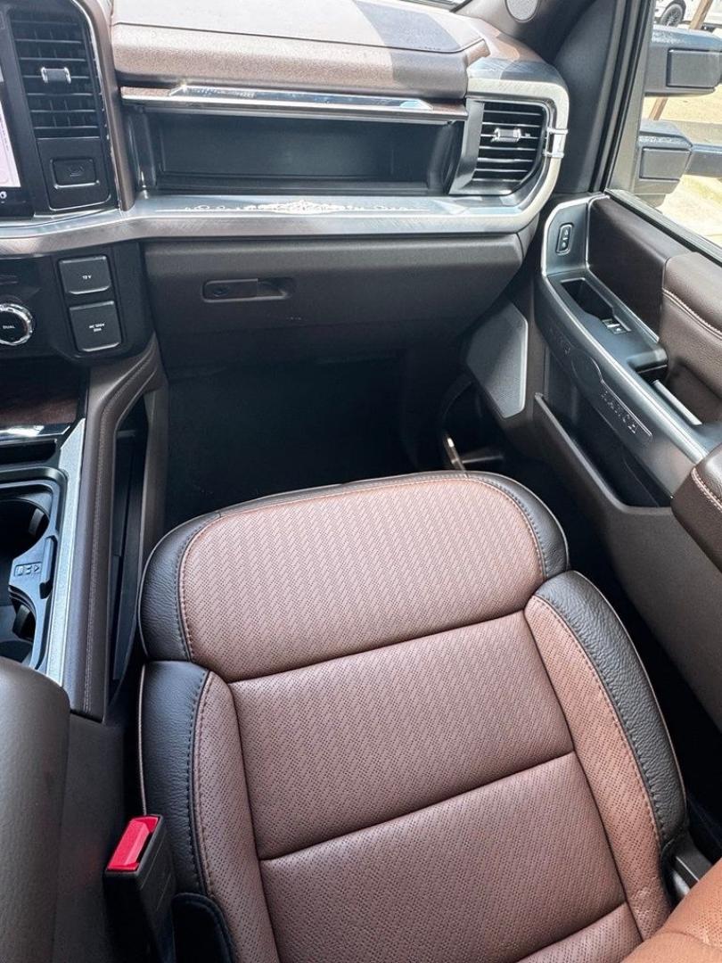 2026 Black Metallic /Java Ford F-250SD King Ranch (1FT8W2BM9TE) with an 6.7L High Output Power Stroke V8 Diesel engine, Automatic transmission, located at 1105 E Mulberry, Kaufman, TX, 75142, (972) 962-2151, 32.589550, -96.300926- Photo#22