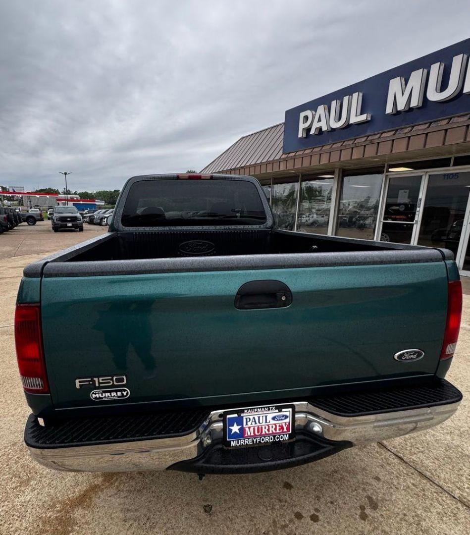 1998 Pacific Green Clearcoat Metallic Ford F-150 (1FTZX1727WK) with an 4.2L V6 EFI engine, Automatic transmission, located at 1105 E Mulberry, Kaufman, TX, 75142, (972) 962-2151, 32.589550, -96.300926 - Photo#6