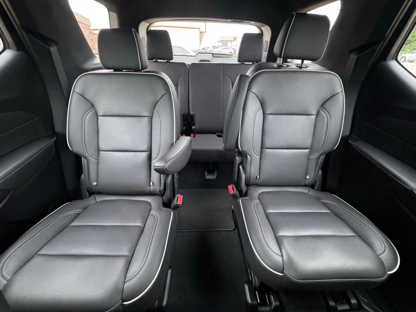 2023 Pearl /Black Chevrolet Traverse Premier (1GNERKKW2PJ) with an 3.6L V6 SIDI VVT engine, Automatic transmission, located at 1105 E Mulberry, Kaufman, TX, 75142, (972) 962-2151, 32.589550, -96.300926 - Iridescent Pearl Tricoat 2023 Chevrolet Traverse 4D Sport Utility Premier FWD 9-Speed Automatic 3.6L V6 SIDI VVT<br><br><br>Recent Arrival! Odometer is 28406 miles below market average! 18/27 City/Highway MPG<br><br><br>Please call Paul Murrey Ford Inc. In Kaufman Texas A Family Dealership Since 195 - Photo#10