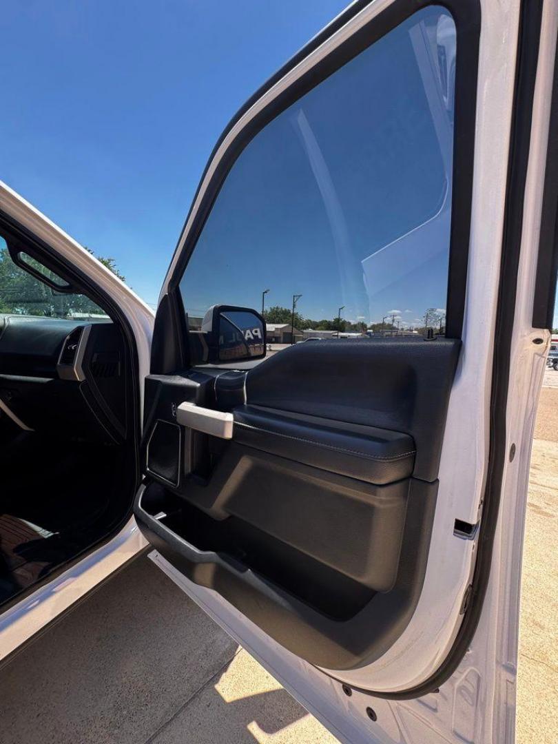 2019 Oxford White /Black Ford F-150 Lariat (1FTEW1E57KK) with an 5.0L V8 engine, Automatic transmission, located at 1105 E Mulberry, Kaufman, TX, 75142, (972) 962-2151, 32.589550, -96.300926 - Oxford White 2019 Ford F-150 4D SuperCrew Lariat 4WD 10-Speed Automatic 5.0L V8 4WD.<br><br><br>Recent Arrival!<br><br><br>Please call Paul Murrey Ford Inc. In Kaufman Texas A Family Dealership Since 1952 Serving the Dallas Fort Worth and East Texas areas for over 70 years. Please call 972-962-2151 - Photo#19