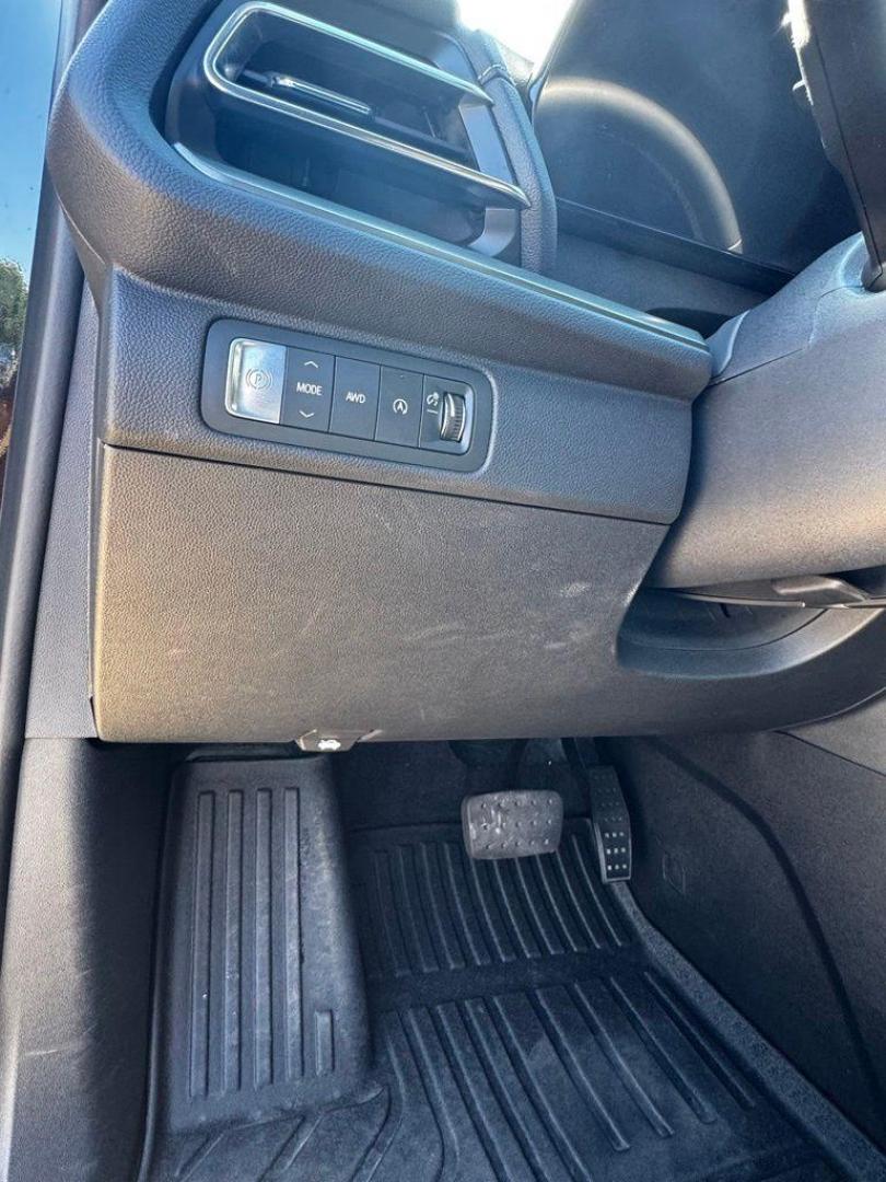 2024 Black Metallic /Black Chevrolet Traverse LS (1GNEVEKS0RJ) with an 2.5L DOHC engine, Automatic transmission, located at 1105 E Mulberry, Kaufman, TX, 75142, (972) 962-2151, 32.589550, -96.300926 - Mosaic Black Metallic 2024 Chevrolet Traverse 4D Sport Utility LS AWD 8-Speed Automatic 2.5L DOHC AWD.<br><br><br>Recent Arrival!<br><br><br>Please call Paul Murrey Ford Inc. In Kaufman Texas A Family Dealership Since 1952 Serving the Dallas Fort Worth and East Texas areas for over 70 years. Please - Photo#11