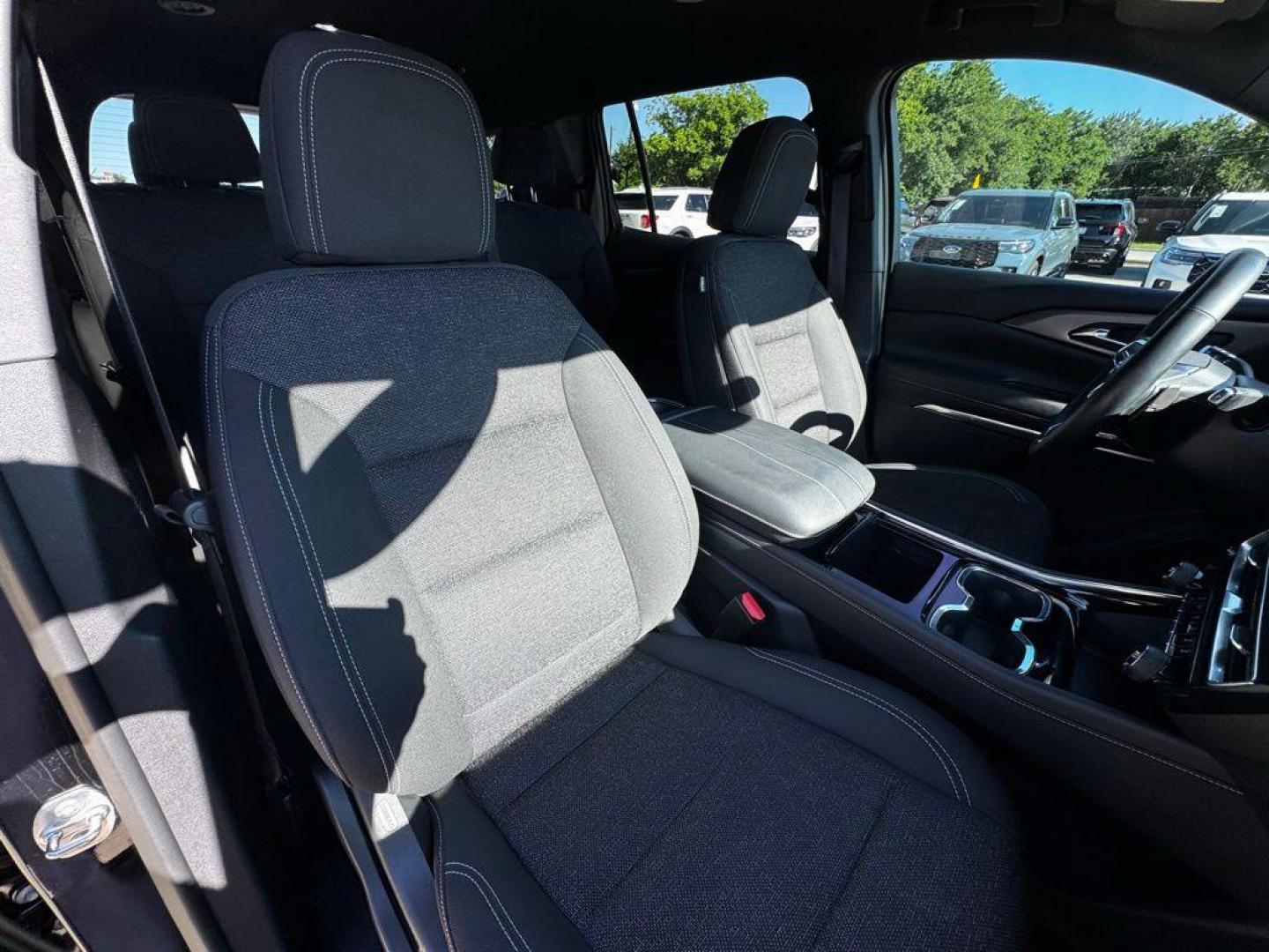 2024 Black Metallic /Black Chevrolet Traverse LS (1GNEVEKS0RJ) with an 2.5L DOHC engine, Automatic transmission, located at 1105 E Mulberry, Kaufman, TX, 75142, (972) 962-2151, 32.589550, -96.300926 - Mosaic Black Metallic 2024 Chevrolet Traverse 4D Sport Utility LS AWD 8-Speed Automatic 2.5L DOHC AWD.<br><br><br>Recent Arrival!<br><br><br>Please call Paul Murrey Ford Inc. In Kaufman Texas A Family Dealership Since 1952 Serving the Dallas Fort Worth and East Texas areas for over 70 years. Please - Photo#20