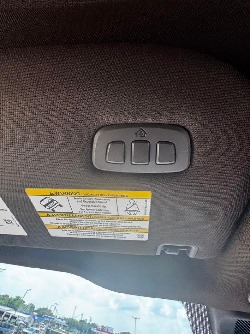 2026 Gray Metallic /Java Ford F-250SD King Ranch (1FT8W2BM8TE) with an 6.7L High Output Power Stroke V8 Diesel engine, Automatic transmission, located at 1105 E Mulberry, Kaufman, TX, 75142, (972) 962-2151, 32.589550, -96.300926 - $4,607 off MSRP!<br><br>4WD.<br>Glacier Gray Metallic Tri-Coat 2026 Ford F-250SD 4D Crew Cab King Ranch 4WD 10-Speed Automatic 6.7L High Output Power Stroke V8 Diesel- Photo#22