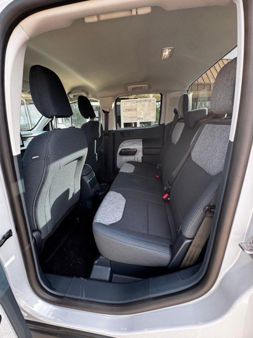 2026 White Metallic /Navy Pier/Aspen Gray Ford Maverick XLT (3FTTW8H35TR) with an 2.5L I-4 Hybrid engine, CVT transmission, located at 1105 E Mulberry, Kaufman, TX, 75142, (972) 962-2151, 32.589550, -96.300926 - 2.5L I-4 Hybrid.<br>Space White Metallic 2026 Ford Maverick 4D Crew Cab XLT FWD CVT 2.5L I-4 Hybrid 42/35 City/Highway MPG<br><br>42/35 City/Highway MPG - Photo#20