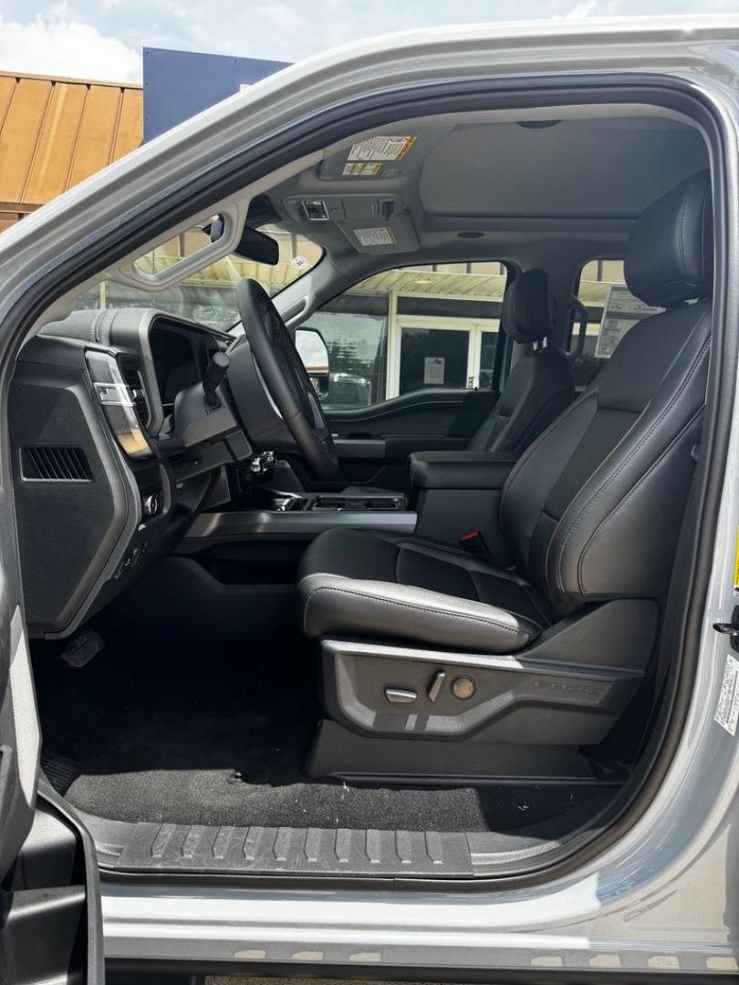 2026 Gray Metallic /Black Onyx Ford F-250SD Lariat (1FT8W2BM7TE) with an 6.7L High Output Power Stroke V8 Diesel engine, Automatic transmission, located at 1105 E Mulberry, Kaufman, TX, 75142, (972) 962-2151, 32.589550, -96.300926 - $5,707 off MSRP!<br><br>4WD.<br>Glacier Gray Metallic Tri-Coat 2026 Ford F-250SD 4D Crew Cab Lariat 4WD 10-Speed Automatic 6.7L High Output Power Stroke V8 Diesel Price includes: $1000 - Retail Customer Cash. Exp. 09/30/2026- Photo#10