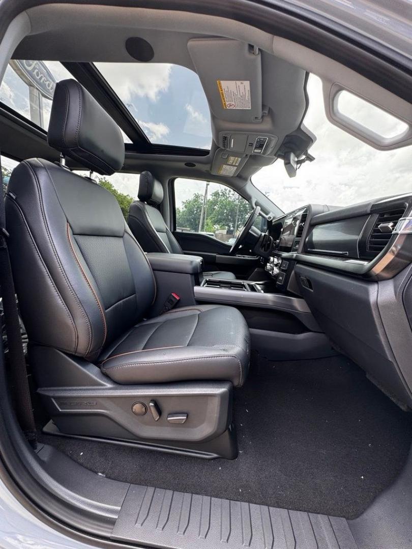 2026 Gray Metallic /Black Onyx Ford F-250SD Lariat (1FT8W2BM7TE) with an 6.7L High Output Power Stroke V8 Diesel engine, Automatic transmission, located at 1105 E Mulberry, Kaufman, TX, 75142, (972) 962-2151, 32.589550, -96.300926 - $5,707 off MSRP!<br><br>4WD.<br>Glacier Gray Metallic Tri-Coat 2026 Ford F-250SD 4D Crew Cab Lariat 4WD 10-Speed Automatic 6.7L High Output Power Stroke V8 Diesel Price includes: $1000 - Retail Customer Cash. Exp. 09/30/2026- Photo#30