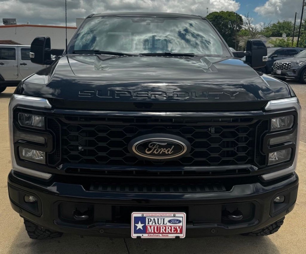2026 Black Metallic /Black Onyx Ford F-250SD Lariat (1FT8W2BM5TE) with an 6.7L High Output Power Stroke V8 Diesel engine, Automatic transmission, located at 1105 E Mulberry, Kaufman, TX, 75142, (972) 962-2151, 32.589550, -96.300926 - $5,618 off MSRP!<br><br>4WD.<br>Agate Black Metallic 2026 Ford F-250SD 4D Crew Cab Lariat 4WD 10-Speed Automatic 6.7L High Output Power Stroke V8 Diesel Price includes: $1000 - Retail Customer Cash. Exp. 09/30/2026- Photo#2