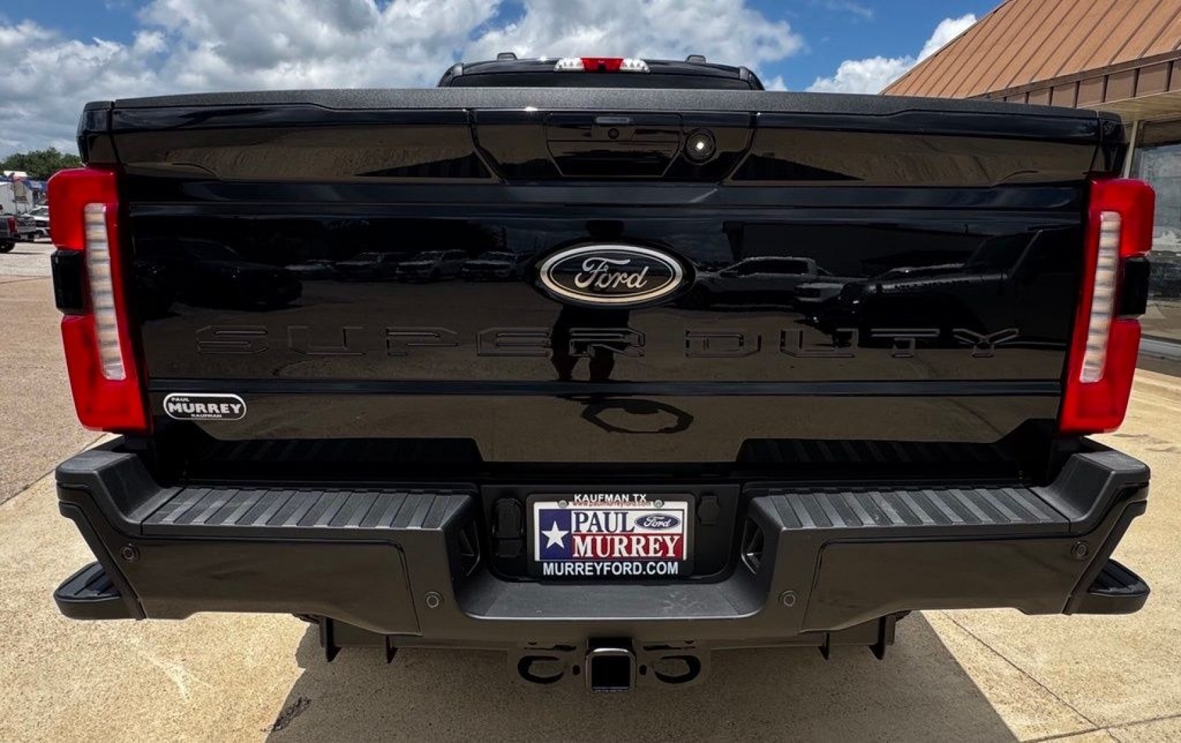 2026 Black Metallic /Black Onyx Ford F-250SD Lariat (1FT8W2BM5TE) with an 6.7L High Output Power Stroke V8 Diesel engine, Automatic transmission, located at 1105 E Mulberry, Kaufman, TX, 75142, (972) 962-2151, 32.589550, -96.300926 - $5,618 off MSRP!<br><br>4WD.<br>Agate Black Metallic 2026 Ford F-250SD 4D Crew Cab Lariat 4WD 10-Speed Automatic 6.7L High Output Power Stroke V8 Diesel Price includes: $1000 - Retail Customer Cash. Exp. 09/30/2026- Photo#5