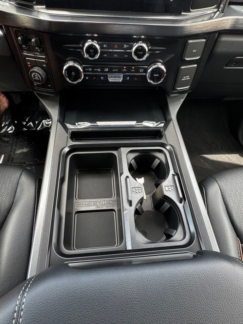 2026 Black Metallic /Black Onyx Ford F-250SD Lariat (1FT8W2BM5TE) with an 6.7L High Output Power Stroke V8 Diesel engine, Automatic transmission, located at 1105 E Mulberry, Kaufman, TX, 75142, (972) 962-2151, 32.589550, -96.300926 - $5,618 off MSRP!<br><br>4WD.<br>Agate Black Metallic 2026 Ford F-250SD 4D Crew Cab Lariat 4WD 10-Speed Automatic 6.7L High Output Power Stroke V8 Diesel Price includes: $1000 - Retail Customer Cash. Exp. 09/30/2026- Photo#17