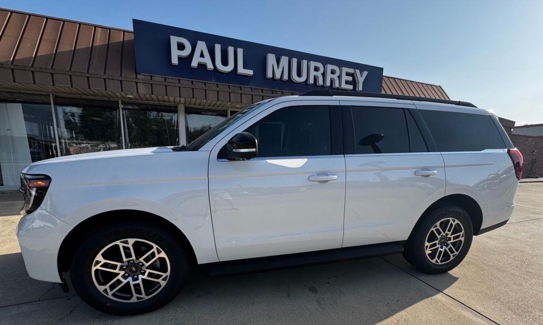 2026 White Metallic /Ultra Dark Space Gray Ford Expedition Active (1FMJU1H80TE) with an EcoBoost 3.5L V6 GTDi DOHC 24V Twin Turbocharged engine, Automatic transmission, located at 1105 E Mulberry, Kaufman, TX, 75142, (972) 962-2151, 32.589550, -96.300926 - White Metallic 2026 Ford Expedition 4D Sport Utility Active RWD 10-Speed Automatic EcoBoost 3.5L V6 GTDi DOHC 24V Twin Turbocharged- Photo#1