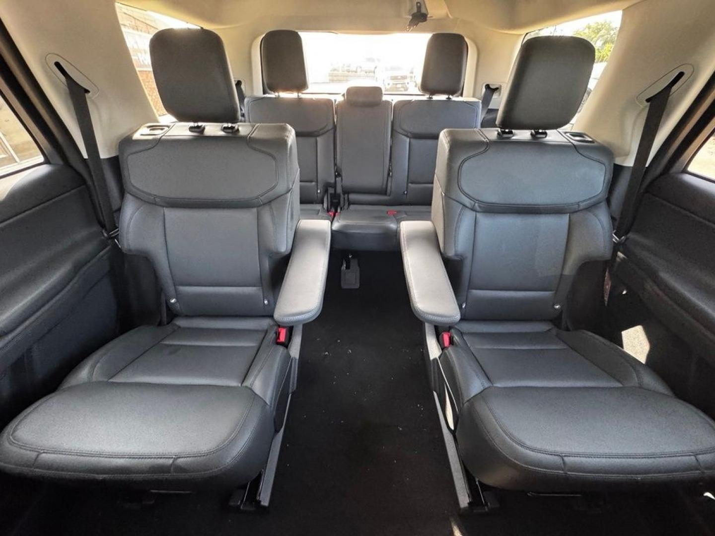 2026 White Metallic /Ultra Dark Space Gray Ford Expedition Active (1FMJU1H80TE) with an EcoBoost 3.5L V6 GTDi DOHC 24V Twin Turbocharged engine, Automatic transmission, located at 1105 E Mulberry, Kaufman, TX, 75142, (972) 962-2151, 32.589550, -96.300926 - White Metallic 2026 Ford Expedition 4D Sport Utility Active RWD 10-Speed Automatic EcoBoost 3.5L V6 GTDi DOHC 24V Twin Turbocharged- Photo#19