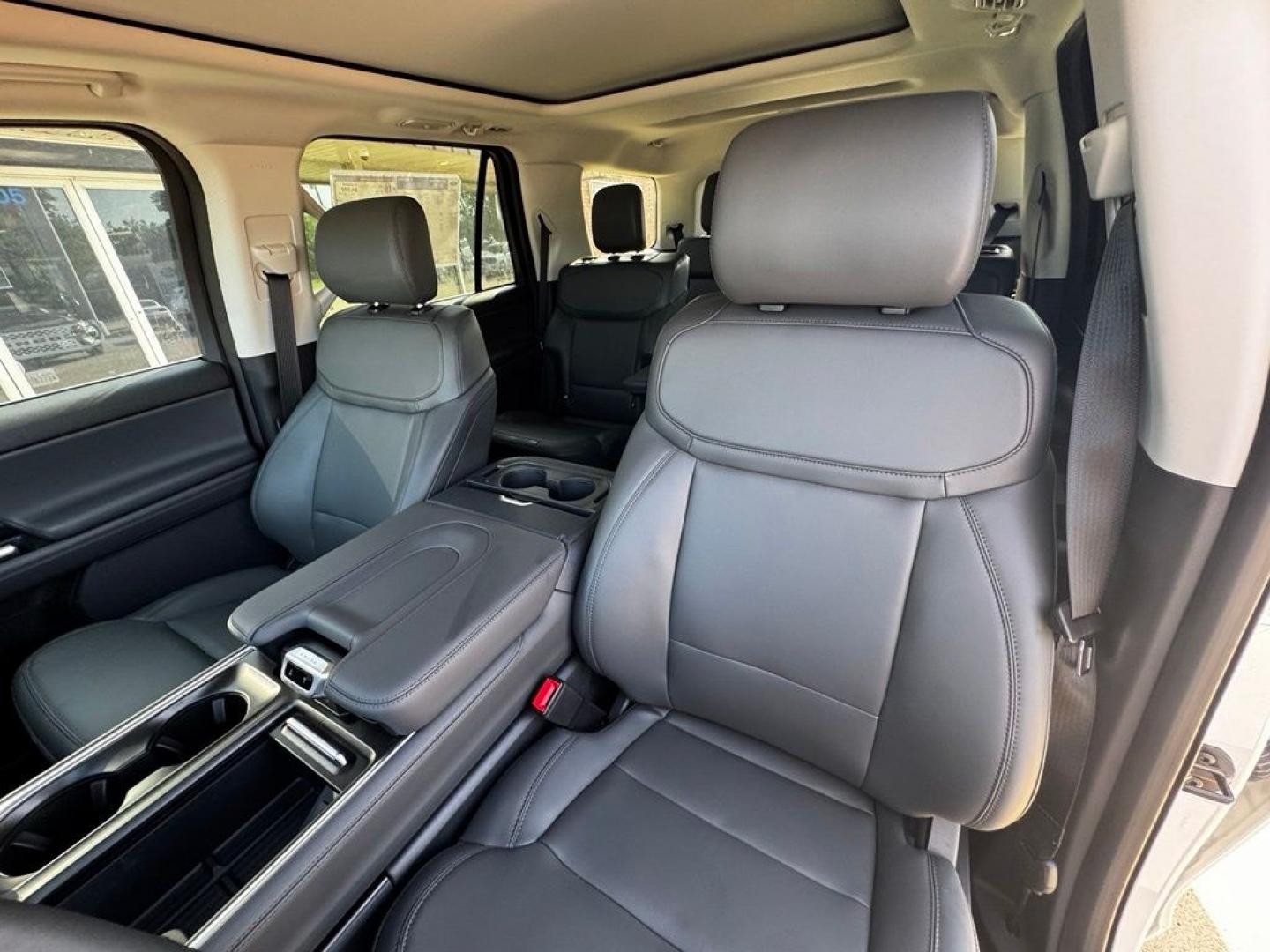 2026 White Metallic /Ultra Dark Space Gray Ford Expedition Active (1FMJU1H80TE) with an EcoBoost 3.5L V6 GTDi DOHC 24V Twin Turbocharged engine, Automatic transmission, located at 1105 E Mulberry, Kaufman, TX, 75142, (972) 962-2151, 32.589550, -96.300926 - White Metallic 2026 Ford Expedition 4D Sport Utility Active RWD 10-Speed Automatic EcoBoost 3.5L V6 GTDi DOHC 24V Twin Turbocharged- Photo#23