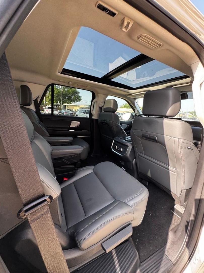 2026 White Metallic /Ultra Dark Space Gray Ford Expedition Active (1FMJU1H80TE) with an EcoBoost 3.5L V6 GTDi DOHC 24V Twin Turbocharged engine, Automatic transmission, located at 1105 E Mulberry, Kaufman, TX, 75142, (972) 962-2151, 32.589550, -96.300926 - White Metallic 2026 Ford Expedition 4D Sport Utility Active RWD 10-Speed Automatic EcoBoost 3.5L V6 GTDi DOHC 24V Twin Turbocharged- Photo#32