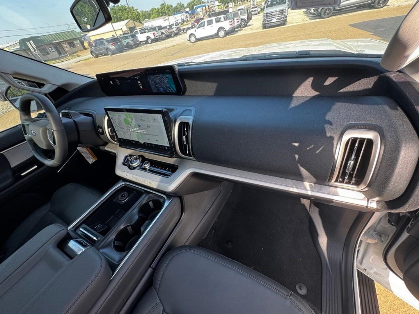 2026 White Metallic /Ultra Dark Space Gray Ford Expedition Active (1FMJU1H80TE) with an EcoBoost 3.5L V6 GTDi DOHC 24V Twin Turbocharged engine, Automatic transmission, located at 1105 E Mulberry, Kaufman, TX, 75142, (972) 962-2151, 32.589550, -96.300926 - White Metallic 2026 Ford Expedition 4D Sport Utility Active RWD 10-Speed Automatic EcoBoost 3.5L V6 GTDi DOHC 24V Twin Turbocharged- Photo#34