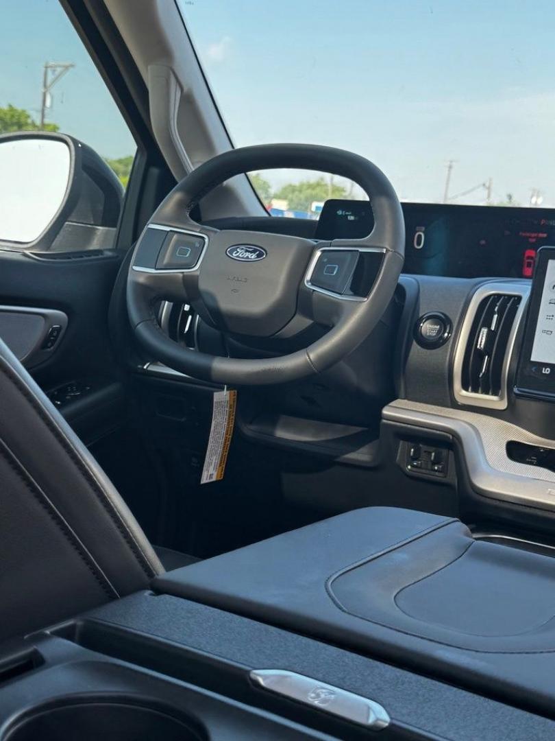 2026 White Metallic /Ultra Dark Space Gray Ford Expedition Active (1FMJU1H80TE) with an EcoBoost 3.5L V6 GTDi DOHC 24V Twin Turbocharged engine, Automatic transmission, located at 1105 E Mulberry, Kaufman, TX, 75142, (972) 962-2151, 32.589550, -96.300926 - White Metallic 2026 Ford Expedition 4D Sport Utility Active RWD 10-Speed Automatic EcoBoost 3.5L V6 GTDi DOHC 24V Twin Turbocharged- Photo#35