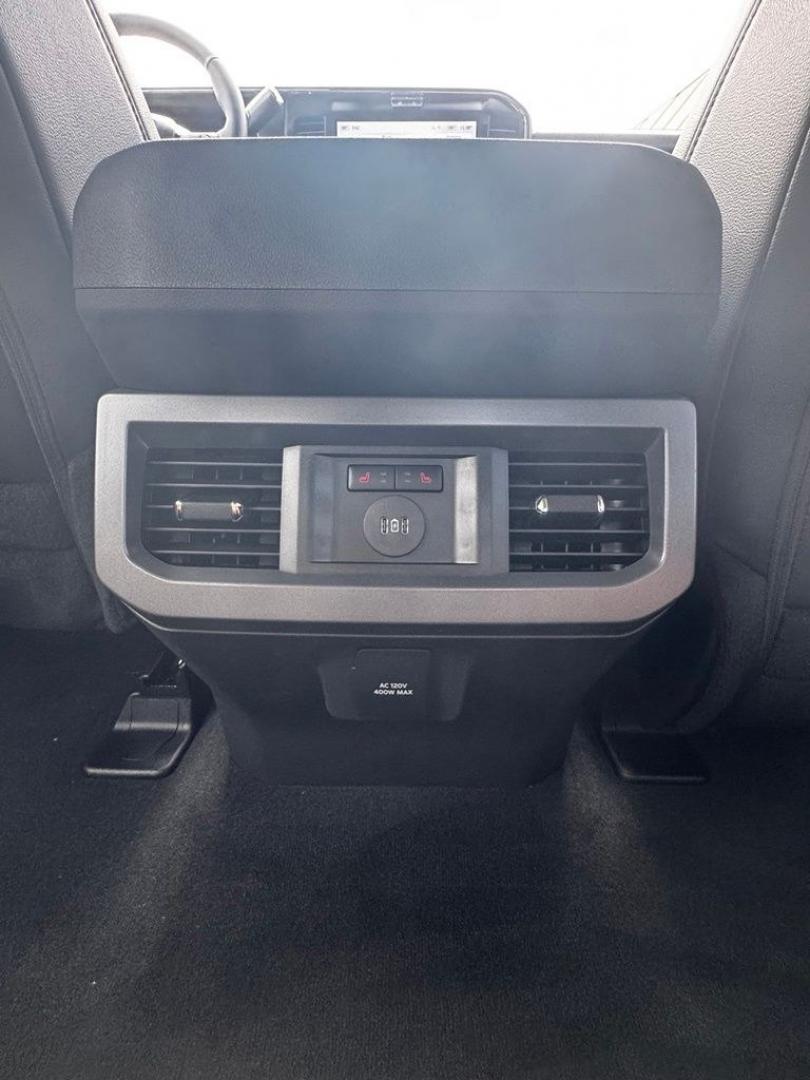 2026 Gray Metallic /Black Onyx Ford F-250SD Lariat (1FT8W2BT0TE) with an Power Stroke 6.7L V8 DI 32V OHV Turbodiesel engine, Automatic transmission, located at 1105 E Mulberry, Kaufman, TX, 75142, (972) 962-2151, 32.589550, -96.300926 - $4,881 off MSRP!<br><br>4WD.<br>Glacier Gray Metallic Tri-Coat 2026 Ford F-250SD 4D Crew Cab Lariat 4WD 10-Speed Automatic Power Stroke 6.7L V8 DI 32V OHV Turbodiesel Price includes: $1000 - Retail Customer Cash. Exp. 09/30/2026- Photo#20
