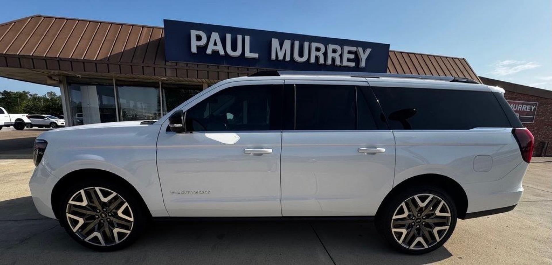 2026 White Metallic /Salt Crystal Gray Ford Expedition Max Platinum (1FMJK1MG2TE) with an 3.5L V6 EcoBoost High Output engine, Automatic transmission, located at 1105 E Mulberry, Kaufman, TX, 75142, (972) 962-2151, 32.589550, -96.300926 - Star White Metallic Tri-Coat 2026 Ford Expedition Max 4D Sport Utility Platinum 4WD 10-Speed Automatic 3.5L V6 EcoBoost High Output- Photo#0