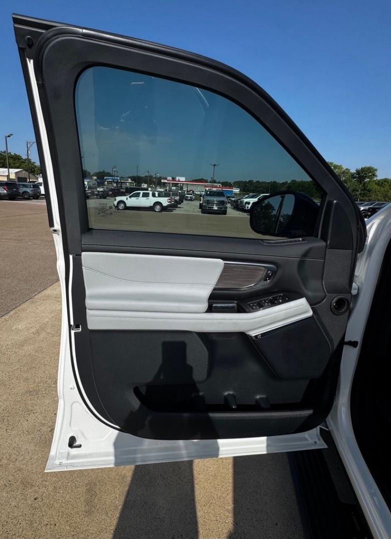 2026 White Metallic /Salt Crystal Gray Ford Expedition Max Platinum (1FMJK1MG2TE) with an 3.5L V6 EcoBoost High Output engine, Automatic transmission, located at 1105 E Mulberry, Kaufman, TX, 75142, (972) 962-2151, 32.589550, -96.300926 - Star White Metallic Tri-Coat 2026 Ford Expedition Max 4D Sport Utility Platinum 4WD 10-Speed Automatic 3.5L V6 EcoBoost High Output- Photo#23