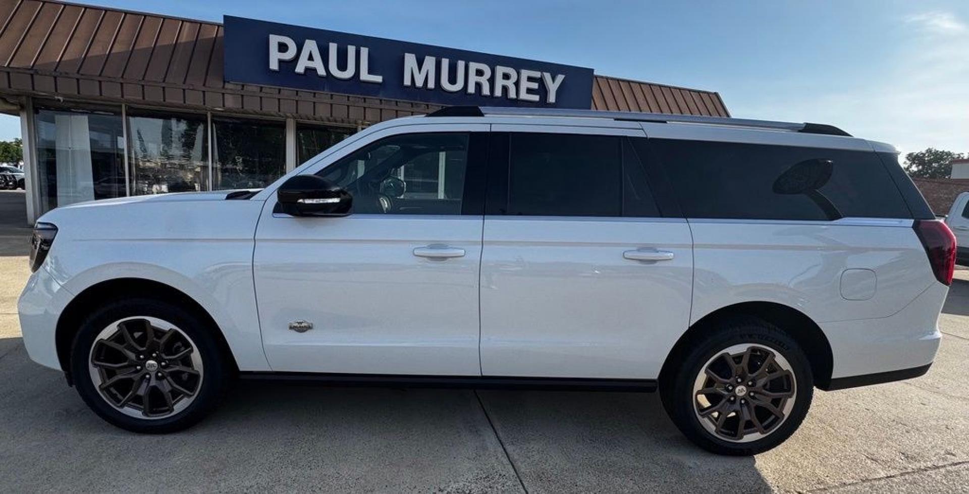 2027 White Metallic /Mesa Ford Expedition Max King Ranch (1FMJK1P89VE) with an 3.5L V6 engine, Automatic transmission, located at 1105 E Mulberry, Kaufman, TX, 75142, (972) 962-2151, 32.589550, -96.300926 - Star White Metallic Tri-Coat 2027 Ford Expedition Max 4D Sport Utility King Ranch 4WD 10-Speed Automatic 3.5L V6 15/22 City/Highway MPG- Photo#1