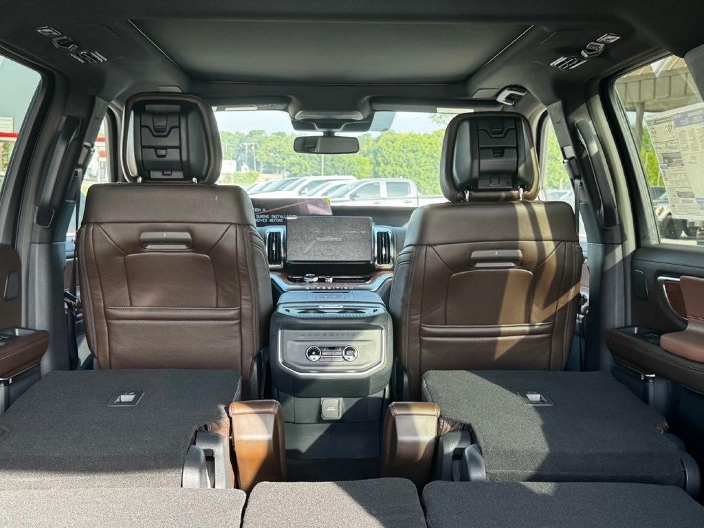 2027 White Metallic /Mesa Ford Expedition Max King Ranch (1FMJK1P89VE) with an 3.5L V6 engine, Automatic transmission, located at 1105 E Mulberry, Kaufman, TX, 75142, (972) 962-2151, 32.589550, -96.300926 - Star White Metallic Tri-Coat 2027 Ford Expedition Max 4D Sport Utility King Ranch 4WD 10-Speed Automatic 3.5L V6 15/22 City/Highway MPG- Photo#18
