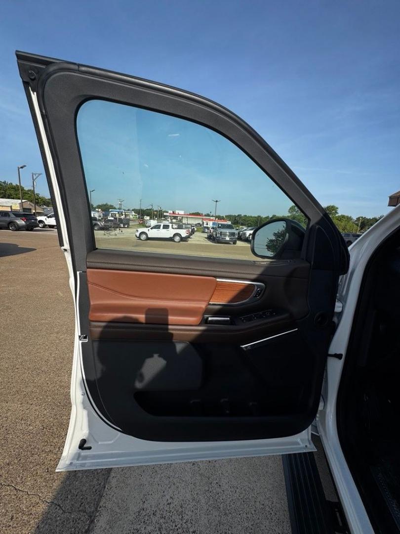 2027 White Metallic /Mesa Ford Expedition Max King Ranch (1FMJK1P89VE) with an 3.5L V6 engine, Automatic transmission, located at 1105 E Mulberry, Kaufman, TX, 75142, (972) 962-2151, 32.589550, -96.300926 - Star White Metallic Tri-Coat 2027 Ford Expedition Max 4D Sport Utility King Ranch 4WD 10-Speed Automatic 3.5L V6 15/22 City/Highway MPG- Photo#28