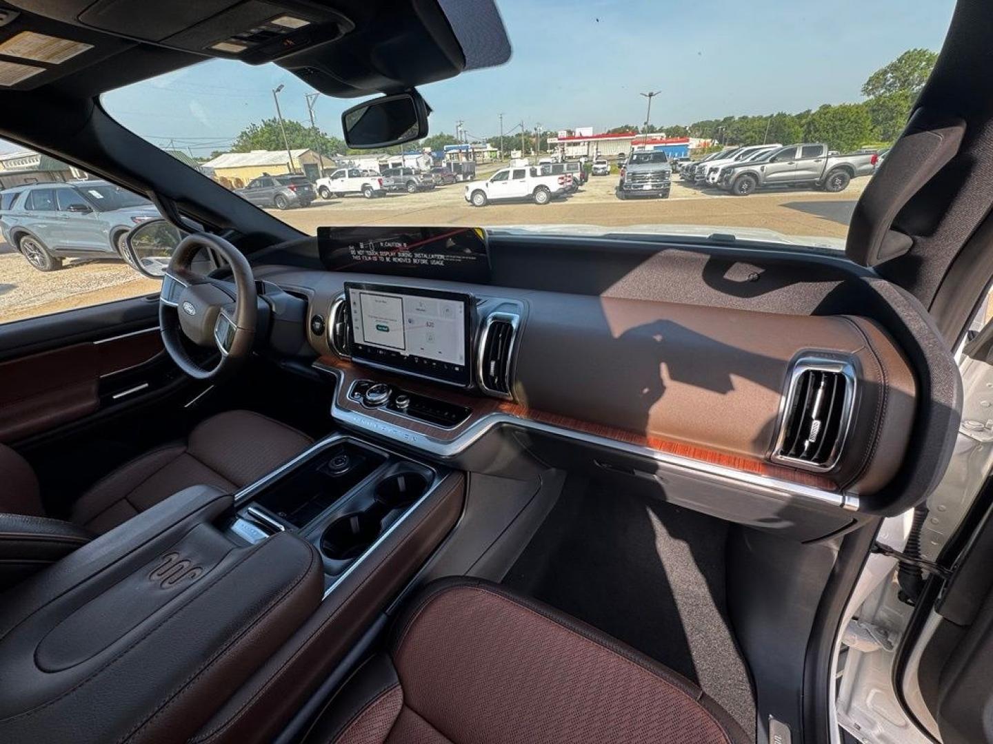 2027 White Metallic /Mesa Ford Expedition Max King Ranch (1FMJK1P89VE) with an 3.5L V6 engine, Automatic transmission, located at 1105 E Mulberry, Kaufman, TX, 75142, (972) 962-2151, 32.589550, -96.300926 - Star White Metallic Tri-Coat 2027 Ford Expedition Max 4D Sport Utility King Ranch 4WD 10-Speed Automatic 3.5L V6 15/22 City/Highway MPG- Photo#42