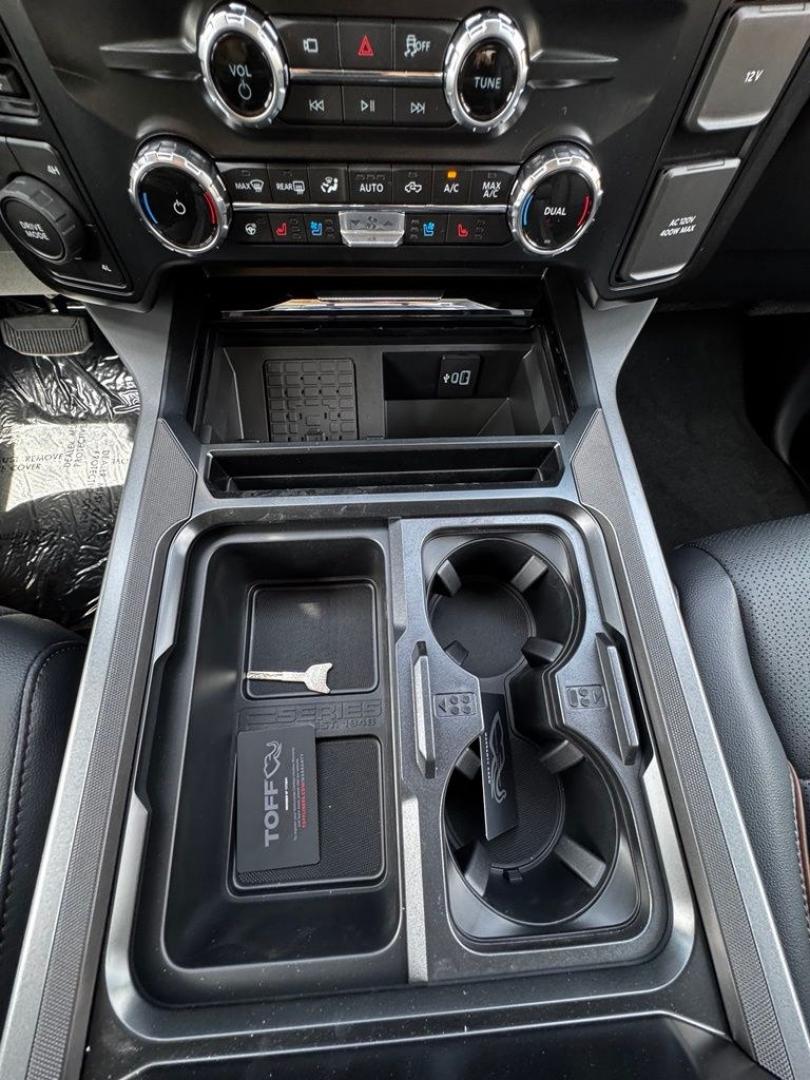 2026 White Metallic /Black Onyx Ford F-350SD Lariat (1FT8W3DT3TE) with an Power Stroke 6.7L V8 DI 32V OHV Turbodiesel engine, Automatic transmission, located at 1105 E Mulberry, Kaufman, TX, 75142, (972) 962-2151, 32.589550, -96.300926 - $5,165 off MSRP!<br><br>4WD.<br>Star White Metallic Tri-Coat 2026 Ford F-350SD 4D Crew Cab Lariat DRW 4WD 10-Speed Automatic Power Stroke 6.7L V8 DI 32V OHV Turbodiesel Price includes: $1000 - Retail Customer Cash. Exp. 09/30/2026- Photo#16