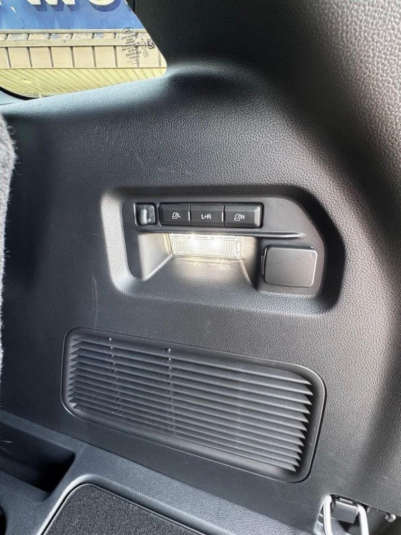 2025 Gray Metallic /Onyx Ford Explorer ST-Line (1FMUK8KH9SG) with an 2.3L EcoBoost I-4 engine, Automatic transmission, located at 1105 E Mulberry, Kaufman, TX, 75142, (972) 962-2151, 32.589550, -96.300926 - Gray Metallic 2025 Ford Explorer 4D Sport Utility ST-Line 4WD 10-Speed Automatic 2.3L EcoBoost I-4 4WD. Priced below KBB Fair Purchase Price!<br><br><br>Recent Arrival! Odometer is 15931 miles below market average! 20/27 City/Highway MPG<br><br><br>Please call Paul Murrey Ford Inc. In Kaufman Texas- Photo#8