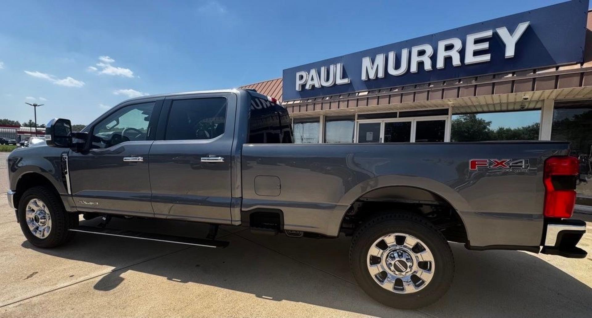 2026 Gray Metallic /Black Onyx Ford F-350SD Lariat (1FT8W3BT0TE) with an Power Stroke 6.7L V8 DI 32V OHV Turbodiesel engine, Automatic transmission, located at 1105 E Mulberry, Kaufman, TX, 75142, (972) 962-2151, 32.589550, -96.300926 - Recent Arrival! $1,000 off MSRP!<br><br>4WD.<br>Carbonized Gray Metallic 2026 Ford F-350SD 4D Crew Cab Lariat 4WD 10-Speed Automatic Power Stroke 6.7L V8 DI 32V OHV Turbodiesel Price includes: $1000 - Retail Customer Cash. Exp. 09/30/2026- Photo#3
