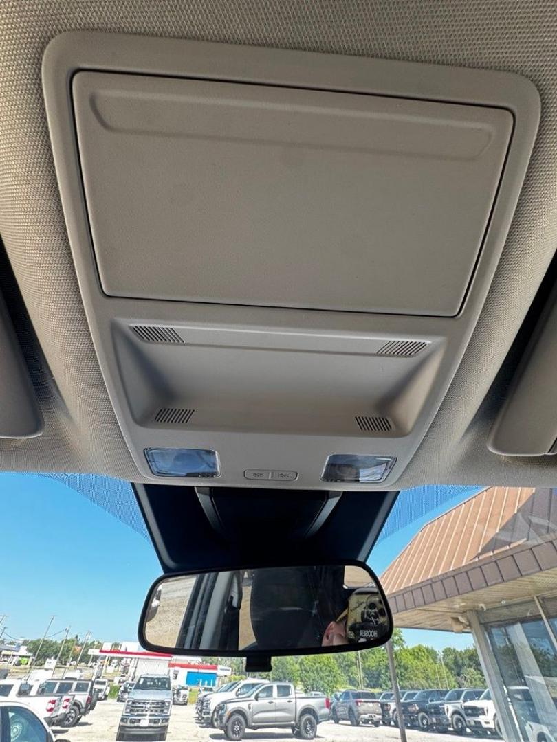 2026 Oxford White /Ebony Ford Ranger XL (1FTER4BH8TL) with an EcoBoost 2.3L I4 GTDi DOHC Turbocharged VCT engine, Automatic transmission, located at 1105 E Mulberry, Kaufman, TX, 75142, (972) 962-2151, 32.589550, -96.300926 - $2,000 off MSRP!<br><br><br>White / Oxford White 2026 Ford Ranger 4D Crew Cab XL RWD 10-Speed Automatic EcoBoost 2.3L I4 GTDi DOHC Turbocharged VCT 21/25 City/Highway MPG Price includes: $1000 - Retail Customer Cash. Exp. 09/30/2026 $1000 - SSE Down Payment Assistance. Exp. 08/31/2026- Photo#11