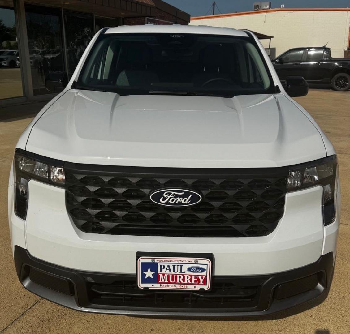 2026 Oxford White /Navy Pier/Aspen Gray Ford Maverick XLT (3FTTW8JA4TR) with an EcoBoost 2.0L I4 GTDi DOHC Turbocharged VCT engine, Automatic transmission, located at 1105 E Mulberry, Kaufman, TX, 75142, (972) 962-2151, 32.589550, -96.300926 - Recent Arrival! $1,000 off MSRP!<br><br><br>White / Oxford White 2026 Ford Maverick 4D Crew Cab XLT AWD 8-Speed Automatic EcoBoost 2.0L I4 GTDi DOHC Turbocharged VCT 22/30 City/Highway MPG<br><br>22/30 City/Highway MPG Price includes: $1000 - Retail Customer Cash. Exp. 09/30/2026- Photo#3