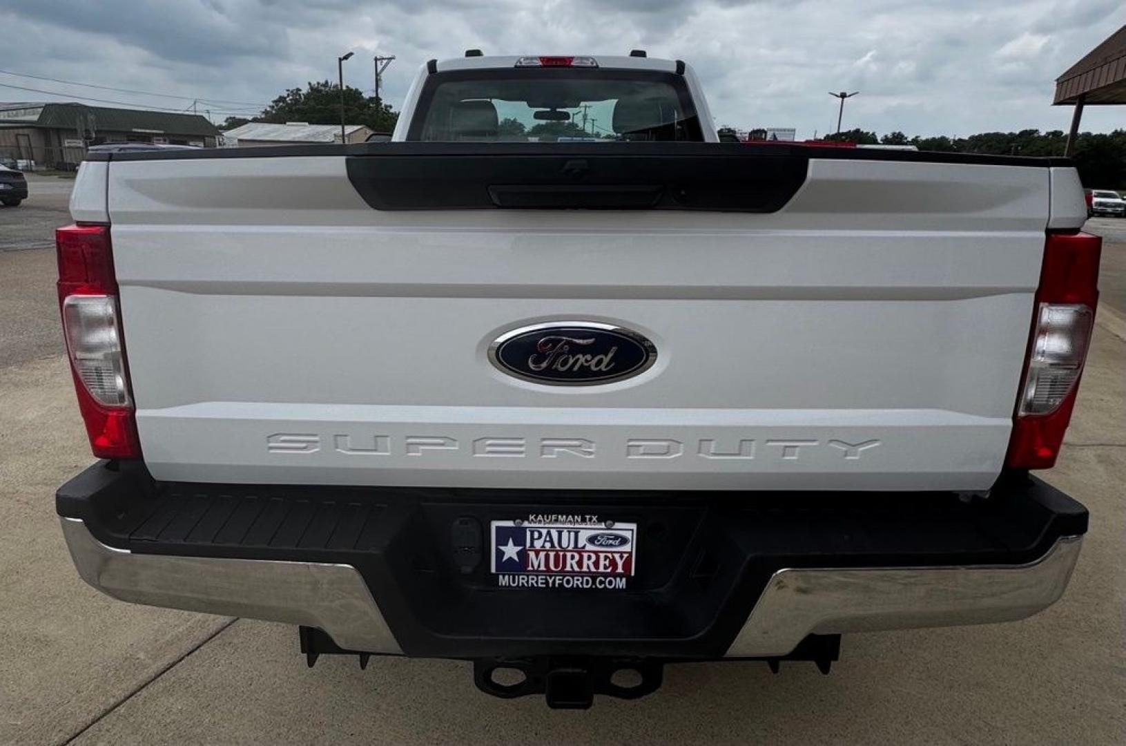 2022 Oxford White /Medium Earth Gray Ford F-250SD XL (1FDBF2BT6NE) with an Power Stroke 6.7L V8 DI 32V OHV Turbodiesel engine, Automatic transmission, located at 1105 E Mulberry, Kaufman, TX, 75142, (972) 962-2151, 32.589550, -96.300926- Photo#5