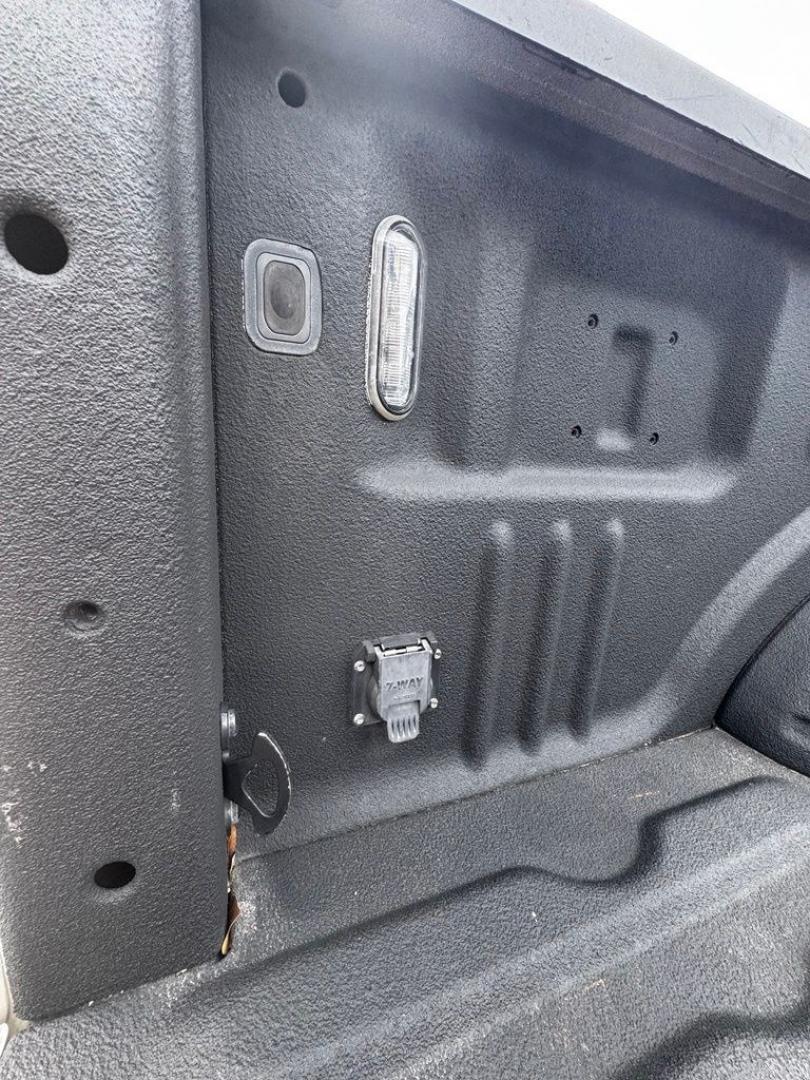 2022 Oxford White /Medium Earth Gray Ford F-250SD XL (1FDBF2BT6NE) with an Power Stroke 6.7L V8 DI 32V OHV Turbodiesel engine, Automatic transmission, located at 1105 E Mulberry, Kaufman, TX, 75142, (972) 962-2151, 32.589550, -96.300926- Photo#7