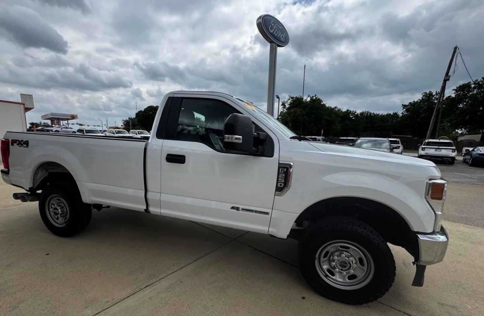 2022 Oxford White /Medium Earth Gray Ford F-250SD XL (1FDBF2BT6NE) with an Power Stroke 6.7L V8 DI 32V OHV Turbodiesel engine, Automatic transmission, located at 1105 E Mulberry, Kaufman, TX, 75142, (972) 962-2151, 32.589550, -96.300926- Photo#11