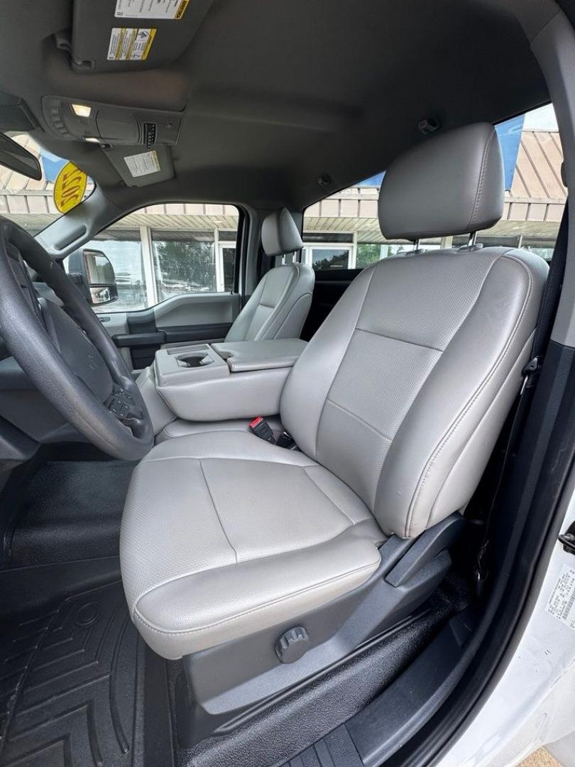 2022 Oxford White /Medium Earth Gray Ford F-250SD XL (1FDBF2BT6NE) with an Power Stroke 6.7L V8 DI 32V OHV Turbodiesel engine, Automatic transmission, located at 1105 E Mulberry, Kaufman, TX, 75142, (972) 962-2151, 32.589550, -96.300926- Photo#13