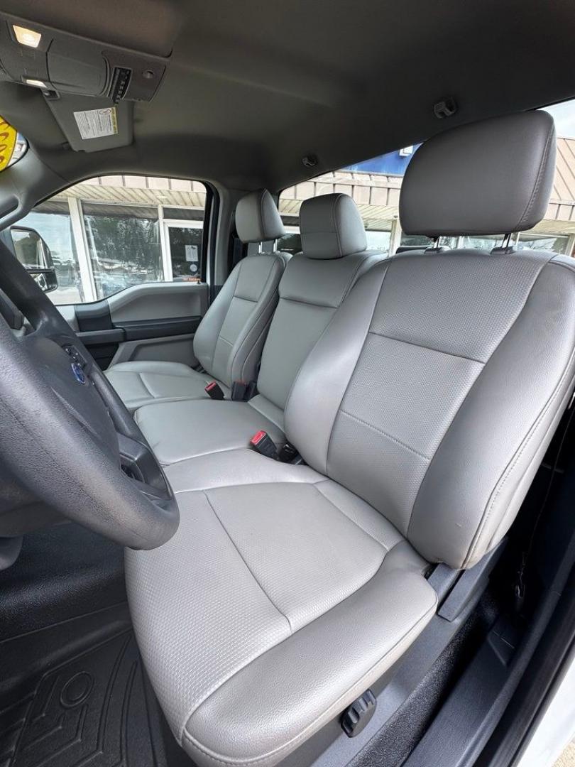 2022 Oxford White /Medium Earth Gray Ford F-250SD XL (1FDBF2BT6NE) with an Power Stroke 6.7L V8 DI 32V OHV Turbodiesel engine, Automatic transmission, located at 1105 E Mulberry, Kaufman, TX, 75142, (972) 962-2151, 32.589550, -96.300926- Photo#20