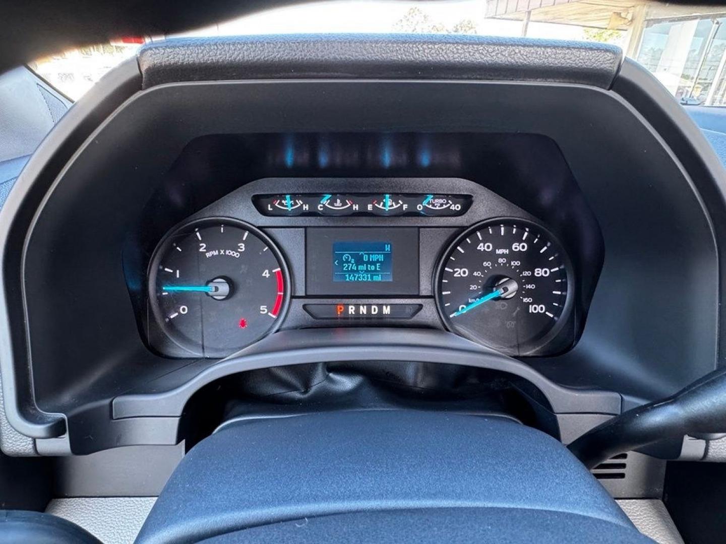 2022 Oxford White /Medium Earth Gray Ford F-350SD XL (1FDRF3HT7NE) with an Power Stroke 6.7L V8 DI 32V OHV Turbodiesel engine, Automatic transmission, located at 1105 E Mulberry, Kaufman, TX, 75142, (972) 962-2151, 32.589550, -96.300926 - Oxford White 2022 Ford F-350SD 2D Standard Cab XL DRW 4WD 10-Speed Automatic Power Stroke 6.7L V8 DI 32V OHV Turbodiesel 4WD.<br><br><br>Please call Paul Murrey Ford Inc. In Kaufman Texas A Family Dealership Since 1952 Serving the Dallas Fort Worth and East Texas areas for over 70 years. Please call- Photo#14