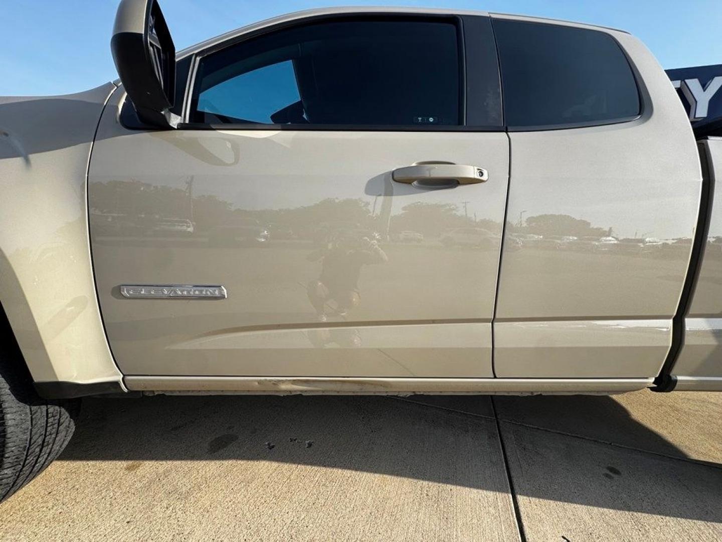 2022 Desert Sand Metallic /Black GMC Canyon Elevation (1GTH5CEA9N1) with an 2.5L I4 DI DOHC VVT engine, Automatic transmission, located at 1105 E Mulberry, Kaufman, TX, 75142, (972) 962-2151, 32.589550, -96.300926 - Desert Sand Metallic 2022 GMC Canyon Elevation RWD 6-Speed Automatic 2.5L I4 DI DOHC VVT<br><br><br>Recent Arrival!<br><br><br>Please call Paul Murrey Ford Inc. In Kaufman Texas A Family Dealership Since 1952 Serving the Dallas Fort Worth and East Texas areas for over 70 years. Please call 972-962-2- Photo#5