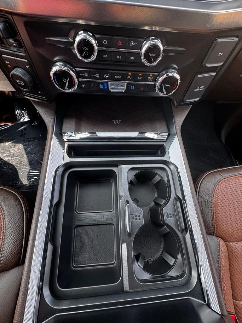 2026 White Metallic /Java Ford F-350SD King Ranch (1FT8W3BM1TE) with an 6.7L High Output Power Stroke V8 Diesel engine, Automatic transmission, located at 1105 E Mulberry, Kaufman, TX, 75142, (972) 962-2151, 32.589550, -96.300926 - Recent Arrival!<br><br>4WD.<br>Star White Metallic Tri-Coat 2026 Ford F-350SD 4D Crew Cab King Ranch 4WD 10-Speed Automatic 6.7L High Output Power Stroke V8 Diesel- Photo#19