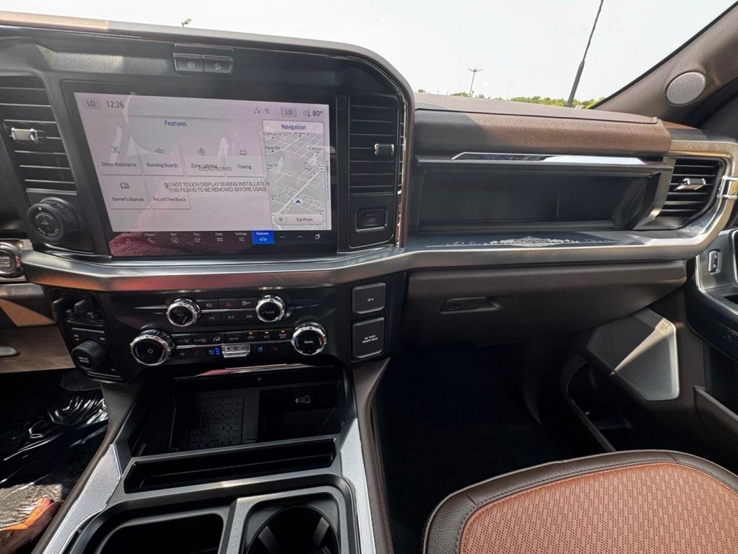2026 White Metallic /Java Ford F-350SD King Ranch (1FT8W3BM1TE) with an 6.7L High Output Power Stroke V8 Diesel engine, Automatic transmission, located at 1105 E Mulberry, Kaufman, TX, 75142, (972) 962-2151, 32.589550, -96.300926 - Recent Arrival!<br><br>4WD.<br>Star White Metallic Tri-Coat 2026 Ford F-350SD 4D Crew Cab King Ranch 4WD 10-Speed Automatic 6.7L High Output Power Stroke V8 Diesel- Photo#25