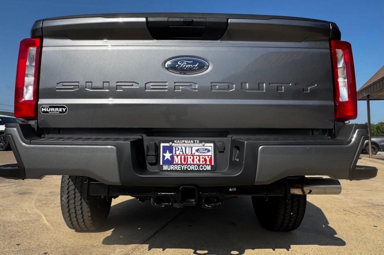2026 Gray Metallic /Medium Dark Slate Ford F-350SD XL (1FT8W3BT3TE) with an Power Stroke 6.7L V8 DI 32V OHV Turbodiesel engine, Automatic transmission, located at 1105 E Mulberry, Kaufman, TX, 75142, (972) 962-2151, 32.589550, -96.300926 - Recent Arrival! $2,500 off MSRP!<br><br>4WD.<br>Carbonized Gray Metallic 2026 Ford F-350SD 4D Crew Cab XL 4WD 10-Speed Automatic Power Stroke 6.7L V8 DI 32V OHV Turbodiesel Price includes: $1000 - Retail Customer Cash. Exp. 09/30/2026 $1500 - Retail Customer Cash. Exp. 09/30/2026- Photo#6