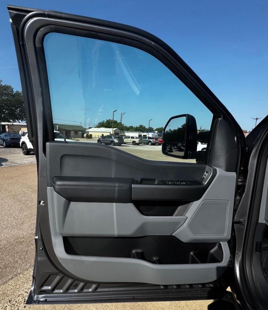 2026 Gray Metallic /Medium Dark Slate Ford F-350SD XL (1FT8W3BT3TE) with an Power Stroke 6.7L V8 DI 32V OHV Turbodiesel engine, Automatic transmission, located at 1105 E Mulberry, Kaufman, TX, 75142, (972) 962-2151, 32.589550, -96.300926 - Recent Arrival! $2,500 off MSRP!<br><br>4WD.<br>Carbonized Gray Metallic 2026 Ford F-350SD 4D Crew Cab XL 4WD 10-Speed Automatic Power Stroke 6.7L V8 DI 32V OHV Turbodiesel Price includes: $1000 - Retail Customer Cash. Exp. 09/30/2026 $1500 - Retail Customer Cash. Exp. 09/30/2026- Photo#11