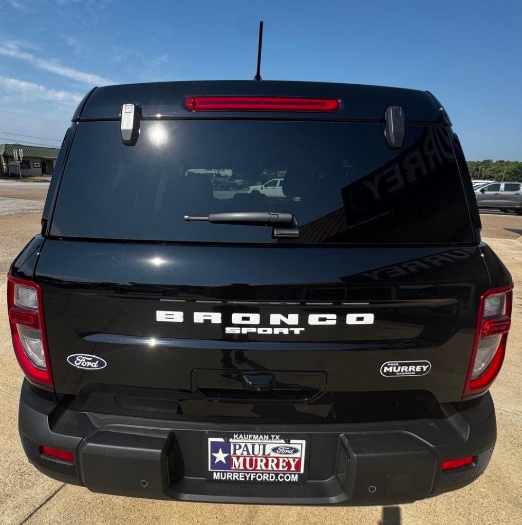 2026 Shadow Black /Medium Lt Smoked Truffle Ford Bronco Sport Big Bend (3FMCR9BN5TR) with an 1.5L EcoBoost engine, Automatic transmission, located at 1105 E Mulberry, Kaufman, TX, 75142, (972) 962-2151, 32.589550, -96.300926- Photo#6