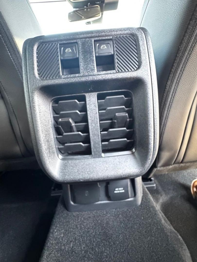 2026 Avalanche /Black Onyx Ford Bronco Outer Banks (1FMEE8BP6TL) with an 2.7L EcoBoost V6 engine, Automatic transmission, located at 1105 E Mulberry, Kaufman, TX, 75142, (972) 962-2151, 32.589550, -96.300926- Photo#13
