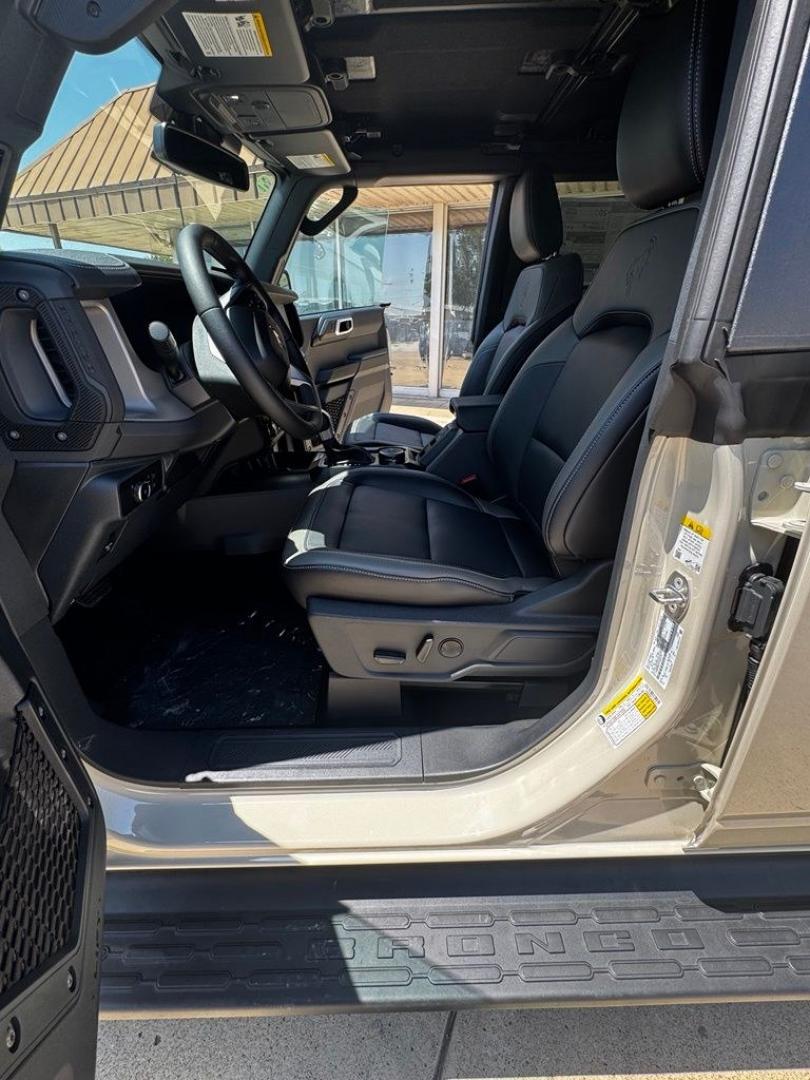 2026 Desert Sand /Black Ford Bronco Outer Banks (1FMEE8BP2TL) with an 2.7L EcoBoost V6 engine, Automatic transmission, located at 1105 E Mulberry, Kaufman, TX, 75142, (972) 962-2151, 32.589550, -96.300926- Photo#19