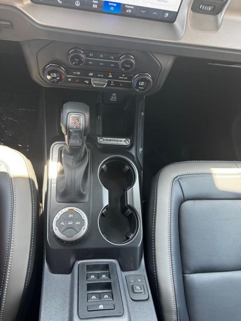 2026 Desert Sand /Black Ford Bronco Outer Banks (1FMEE8BP2TL) with an 2.7L EcoBoost V6 engine, Automatic transmission, located at 1105 E Mulberry, Kaufman, TX, 75142, (972) 962-2151, 32.589550, -96.300926- Photo#27