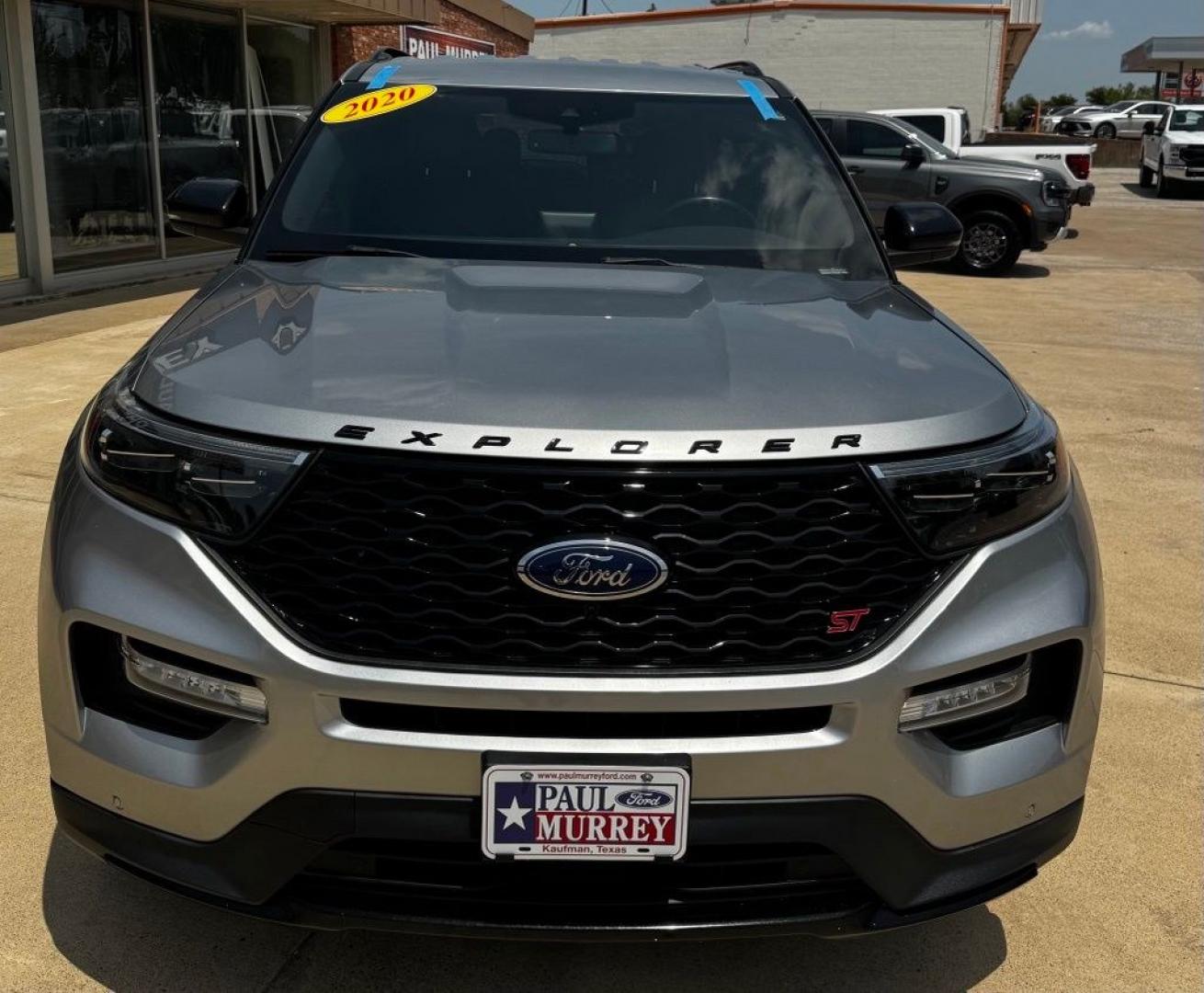 2020 Silver Metallic /Ebony Ford Explorer ST (1FM5K8GC2LG) with an 3.0L EcoBoost V6 engine, Automatic transmission, located at 1105 E Mulberry, Kaufman, TX, 75142, (972) 962-2151, 32.589550, -96.300926 - Silver Metallic 2020 Ford Explorer 4D Sport Utility ST 4WD 10-Speed Automatic 3.0L EcoBoost V6 4WD.<br><br><br>Awards:<br> * 2020 KBB.com 10 Favorite New-for-2020 Cars * 2020 KBB.com 10 Best SUVs Worth Waiting For<br>Please call Paul Murrey Ford Inc. In Kaufman Texas A Family Dealership Since 195- Photo#3