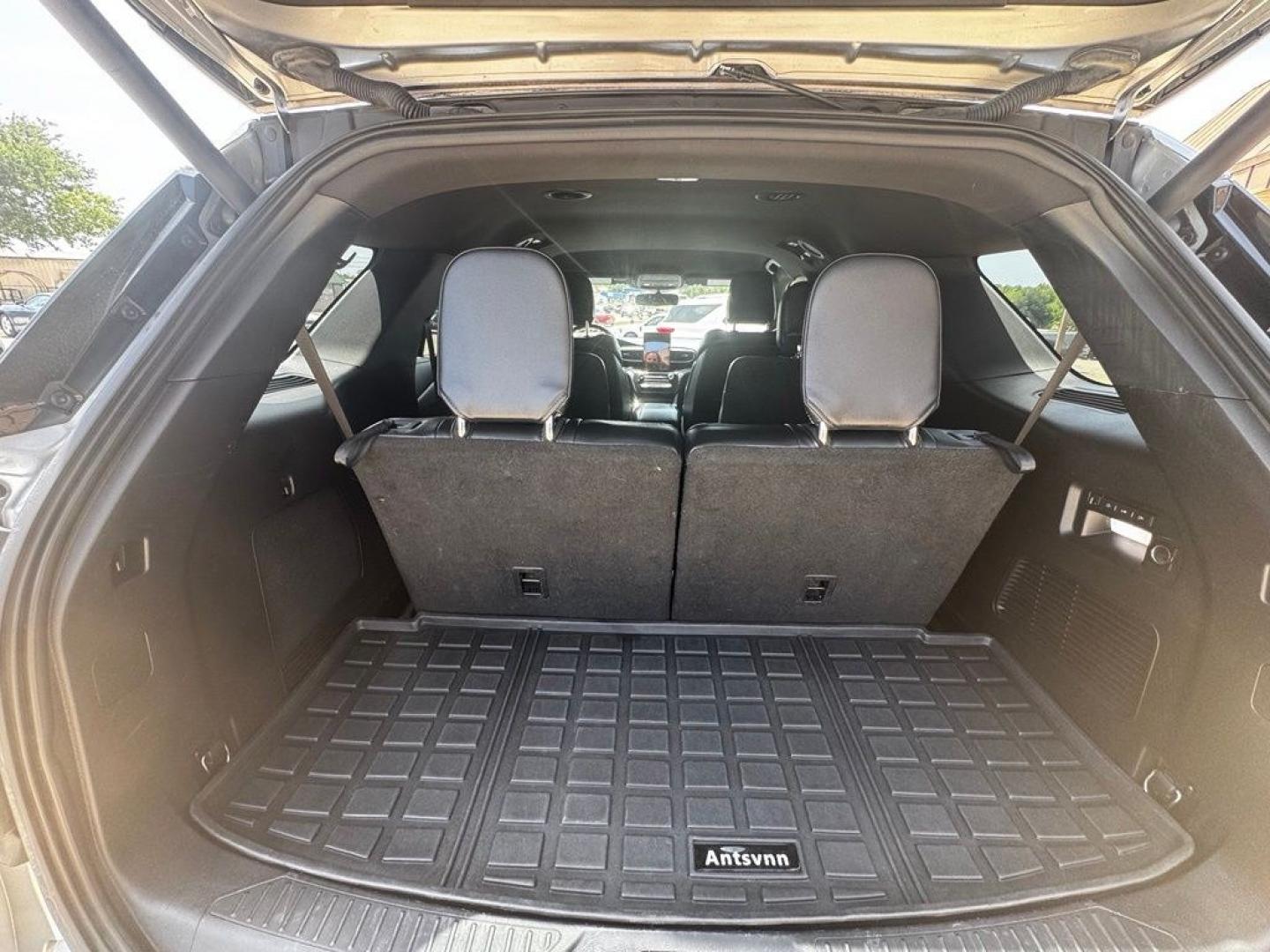 2020 Silver Metallic /Ebony Ford Explorer ST (1FM5K8GC2LG) with an 3.0L EcoBoost V6 engine, Automatic transmission, located at 1105 E Mulberry, Kaufman, TX, 75142, (972) 962-2151, 32.589550, -96.300926 - Silver Metallic 2020 Ford Explorer 4D Sport Utility ST 4WD 10-Speed Automatic 3.0L EcoBoost V6 4WD.<br><br><br>Awards:<br> * 2020 KBB.com 10 Favorite New-for-2020 Cars * 2020 KBB.com 10 Best SUVs Worth Waiting For<br>Please call Paul Murrey Ford Inc. In Kaufman Texas A Family Dealership Since 195- Photo#11